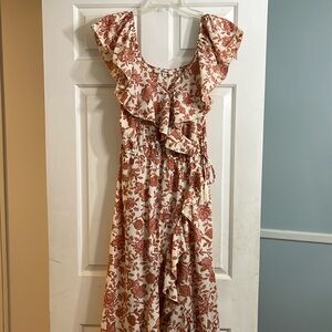 Hint of Blush women’s dress sz S